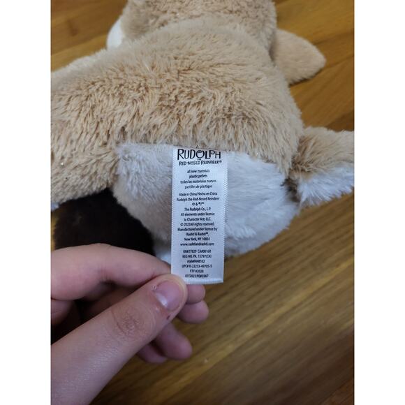 Rudolph the Red-Nosed Reindeer Clarice Plush Brown Sparkle Deer w/ Pink Dot Bow - Picture 6 of 9